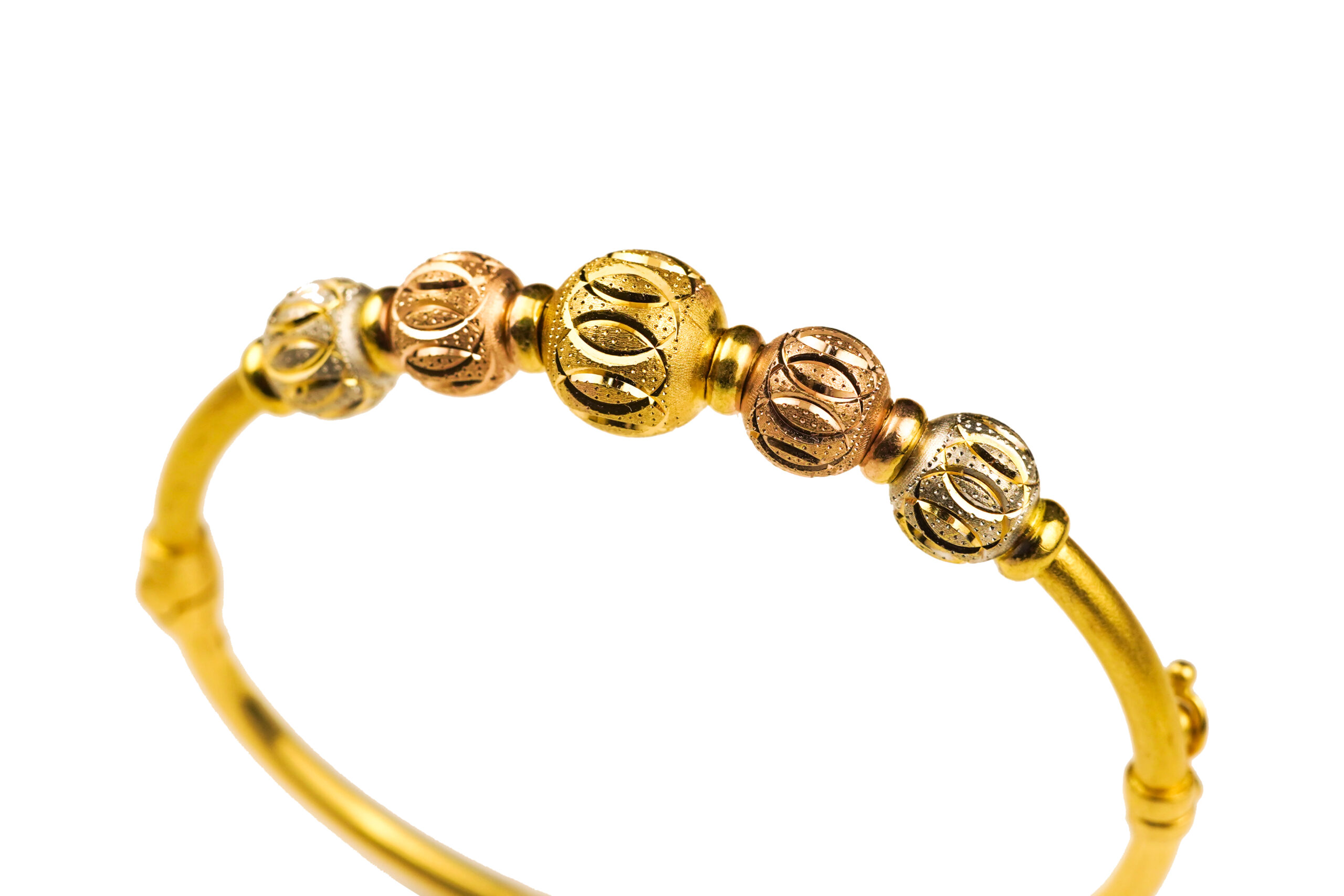 Gold bangle pandora hotsell